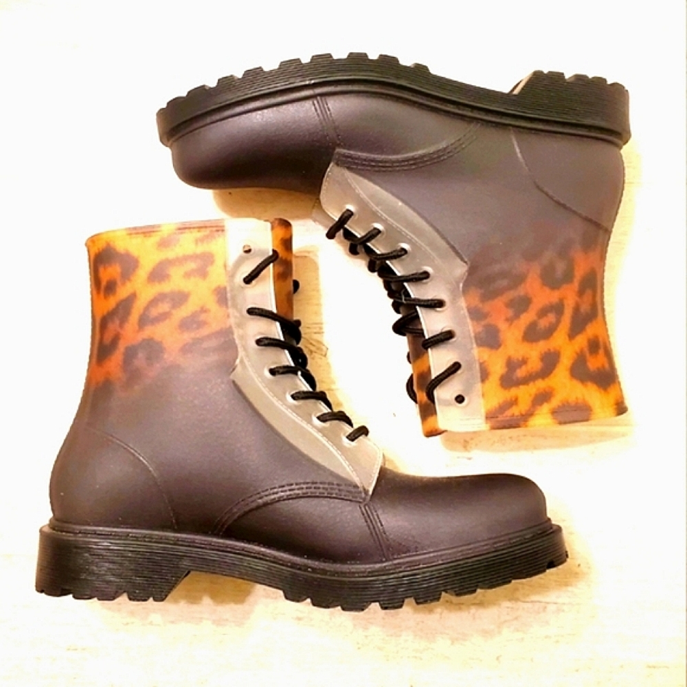 NEW: LEOPARD PRINT COMBAT RAIN BOOTS